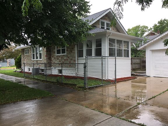 3rd image of 644 S Spencer St SE