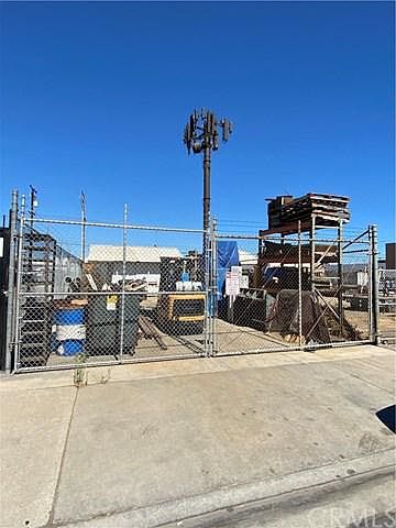 2nd image of 1471 Cota Ave