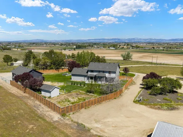 7657 Track Rd, Nampa, ID 83686