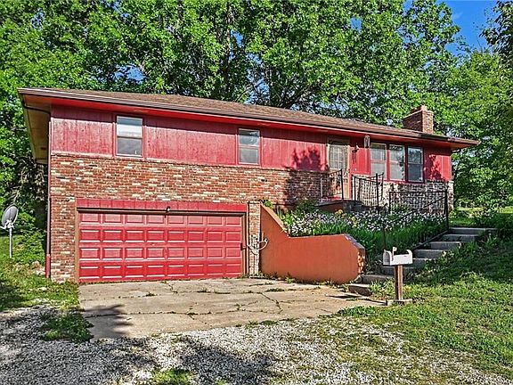 2nd image of 11238 Deer Haven Ln