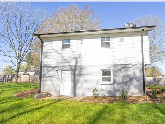 4th image of 304 Scenic View Rd