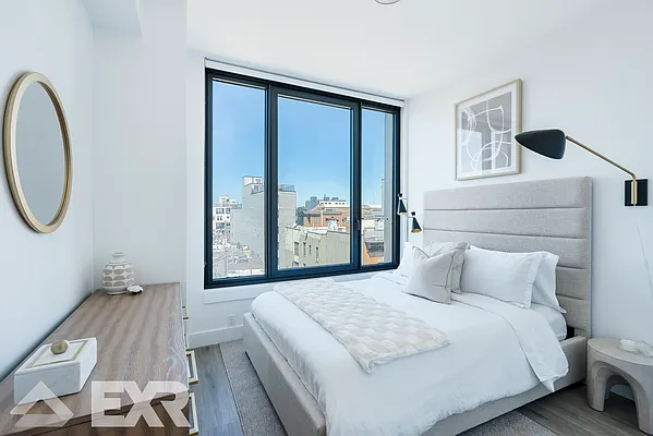 Rented by EXR | media 12