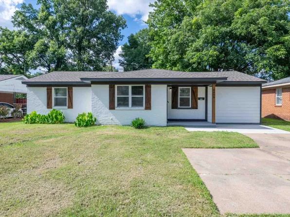 4808 Quince Rd, Memphis, TN 38117