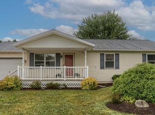 607 Henry Houck Ln, Lebanon, PA 17042