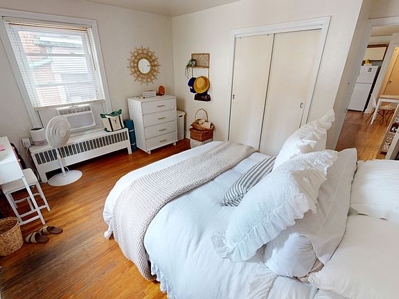 5th image of 1725 Spruce St #11568826