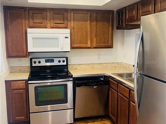 4th image of 3030 Eastland Blvd Unit A204