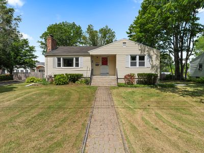 31 Louis Lane, Colchester, CT, 06415