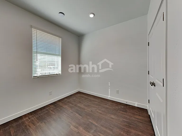 2128 W Alicia Dr — Photo 11