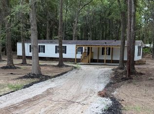 1217 Birch Dr, Summerton, SC 29148