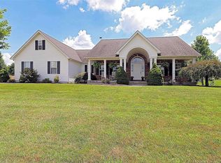 610 Wildwood Ct, Farmington, MO 63640