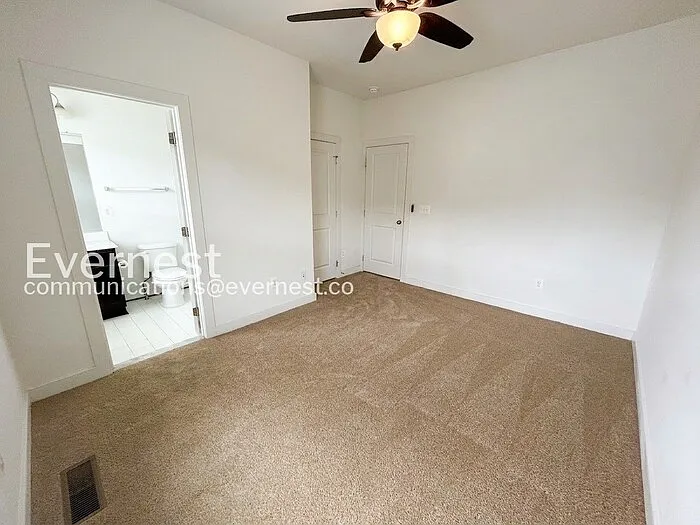 212 Shamrock Dr — Photo 13