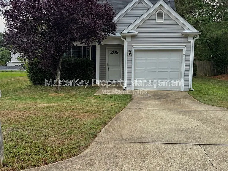 204 Purple Leaf Rd — Photo 1