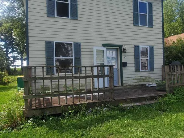 107 Emmett St, Kinsman, IL 60437