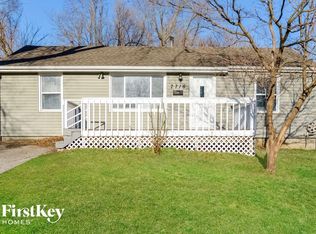 7716 Englewood Ave, Raytown, MO 64138
