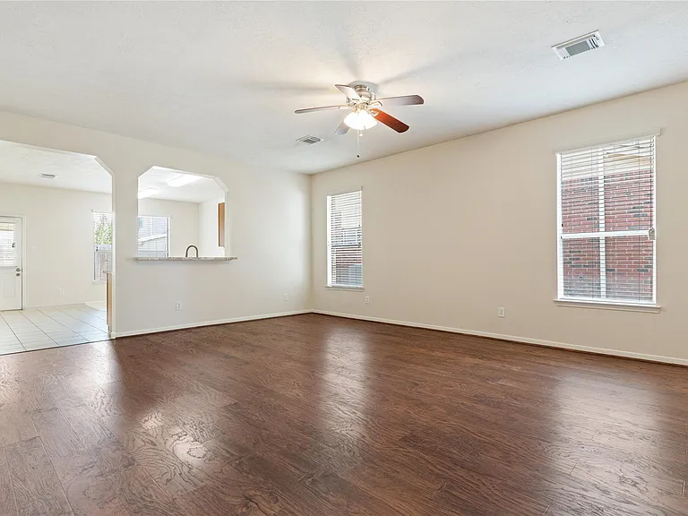 7814 Yaupon Ranch Ct — Photo 10