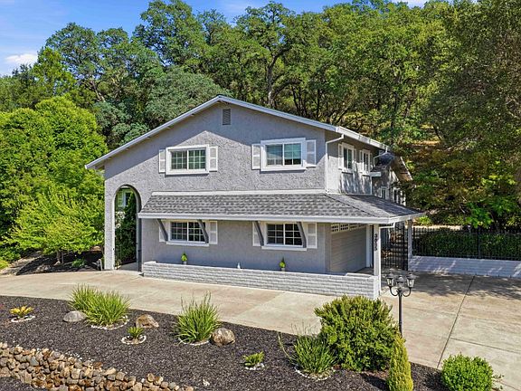 3rd image of 3885 Clover Valley Rd