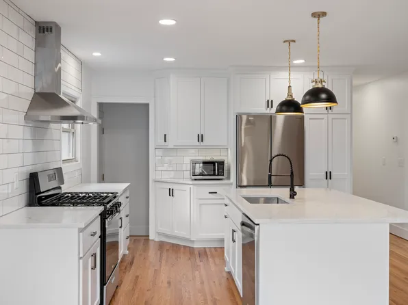 3722 Kipling Ave S, Saint Louis Park, MN 55416