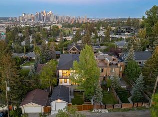 1415 E 24th St SW, Calgary, AB T3C1H9