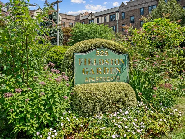 525 West 238th Street image 15 of 19