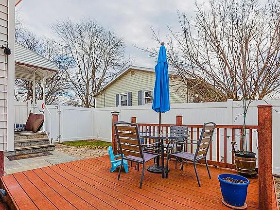 3rd image of 13208 Dumbarton Dr