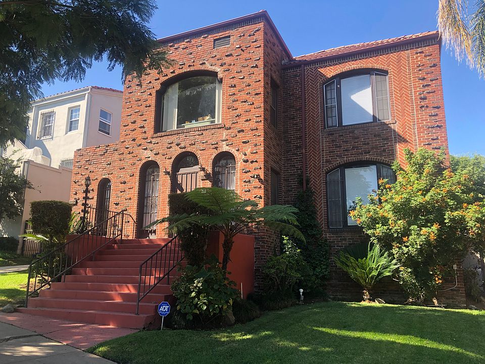 1st image of 1315 S Orange Dr #1315