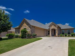 307 Paddle Boat Dr, Granbury, TX 76049