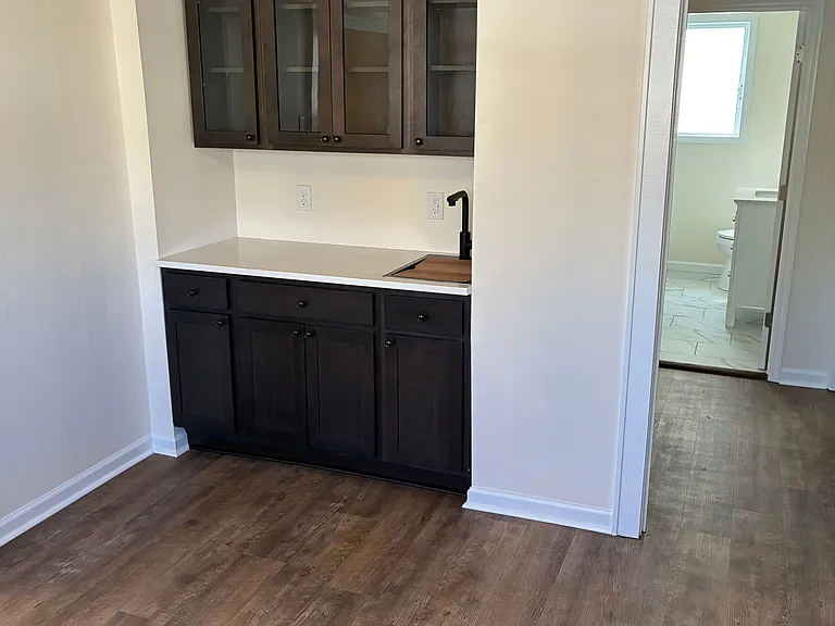 314 Thompson Ave — Photo 16