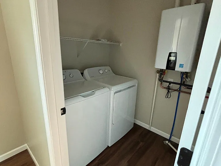 363 Delaware St #1 — Photo 5