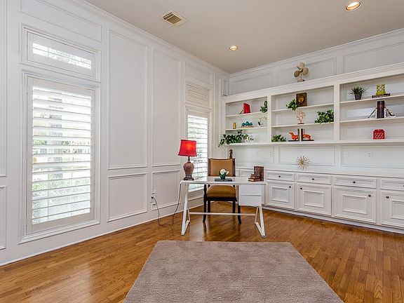 5th image of 14 Dartmoor Ct
