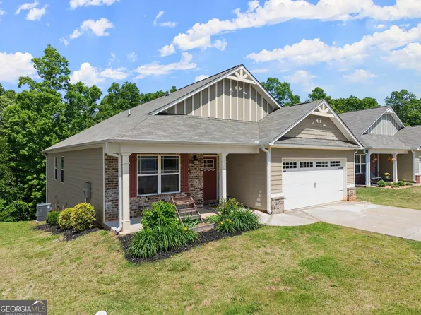 185 Sugar Creek Dr, Cornelia, GA 30531