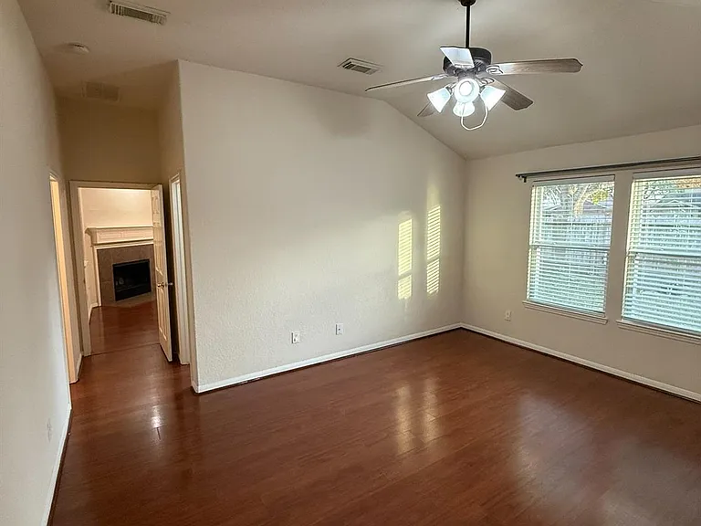 17719 Scarlett Falls Ln — Photo 8