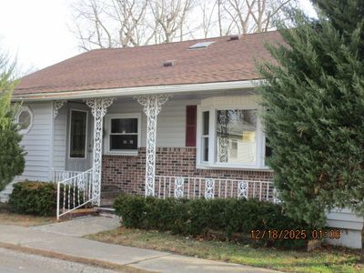 1102 Highland St, Benton, IL, 62812