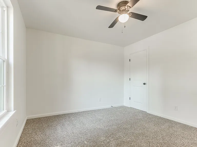 118 S Cook Ave — Photo 29