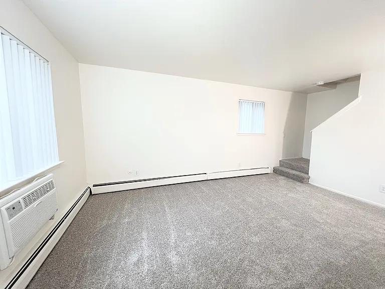 Taylor Park Townhomes — Photo 14