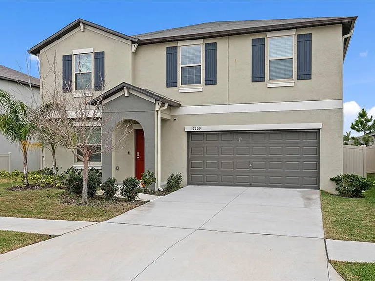 7109 Paradise Island Ct — Photo 1