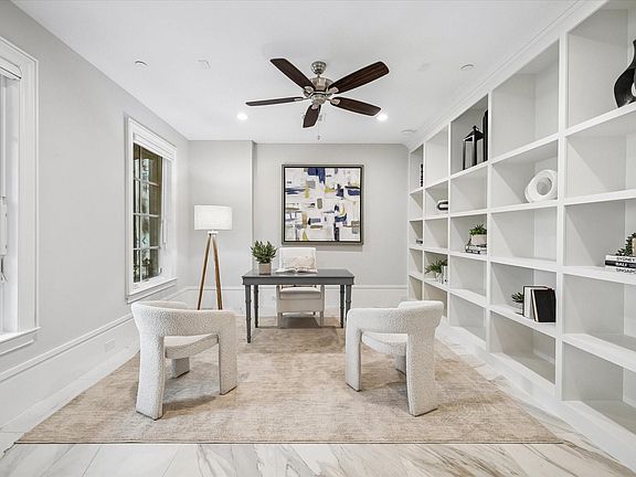 5th image of 41 Crain Square Blvd