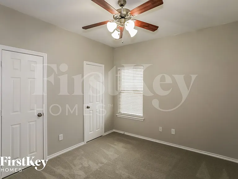 853 Jodie Dr — Photo 12