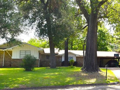 112 Crescent Dr, Palestine, TX, 75801