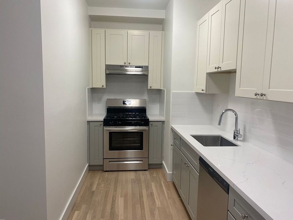 1st image of 1930 Sacramento St APT 5
