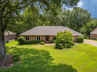 304 Quail Creek Rd, Hot Springs, AR 71901