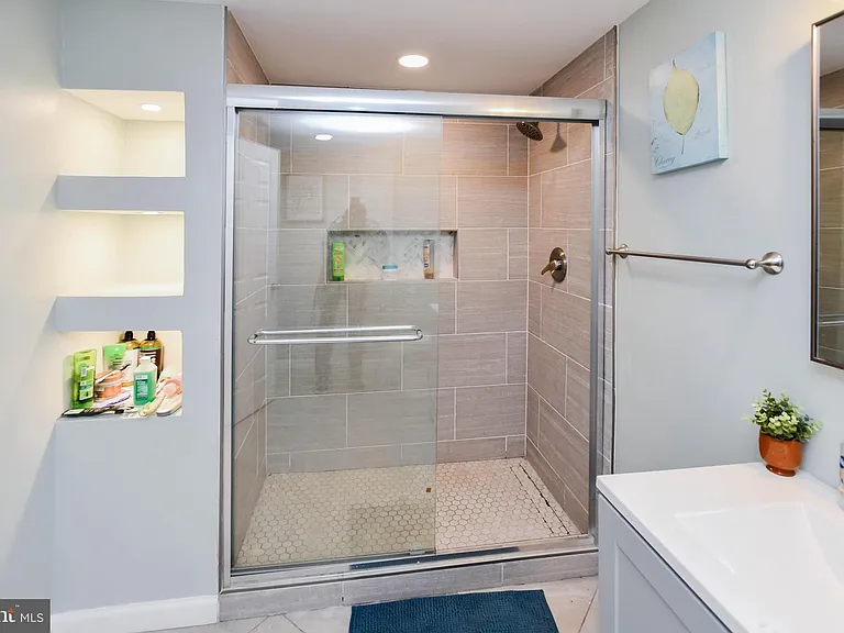 3802 Cedar Dr — Photo 18