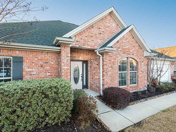 2nd image of 2445 Amberwood Dr