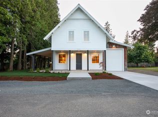 209 Lynn St, Lynden, WA 98264