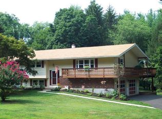 28 Sunnyside Ln, Yardley, PA 19067