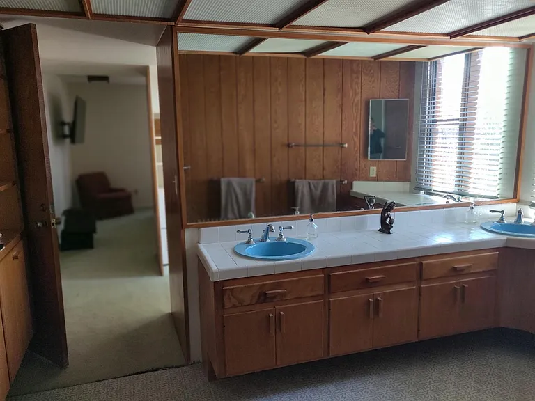 1442 Hillsmont Dr — Photo 25