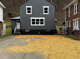 198 Nighbert Ave, Logan, WV 25601