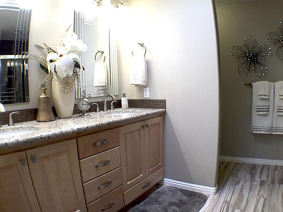 5th image of 2050 W Canyon View Dr APT 223