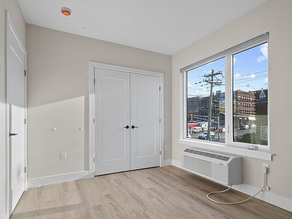 5th image of 8801 Kennedy Blvd #208
