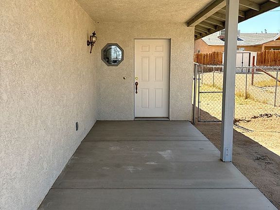 2nd image of 6028 Abronia Ave