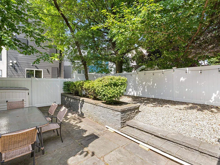 61 Reservoir Ave #3 — Photo 15